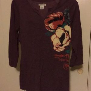 Three quarter sleeve T-shirt